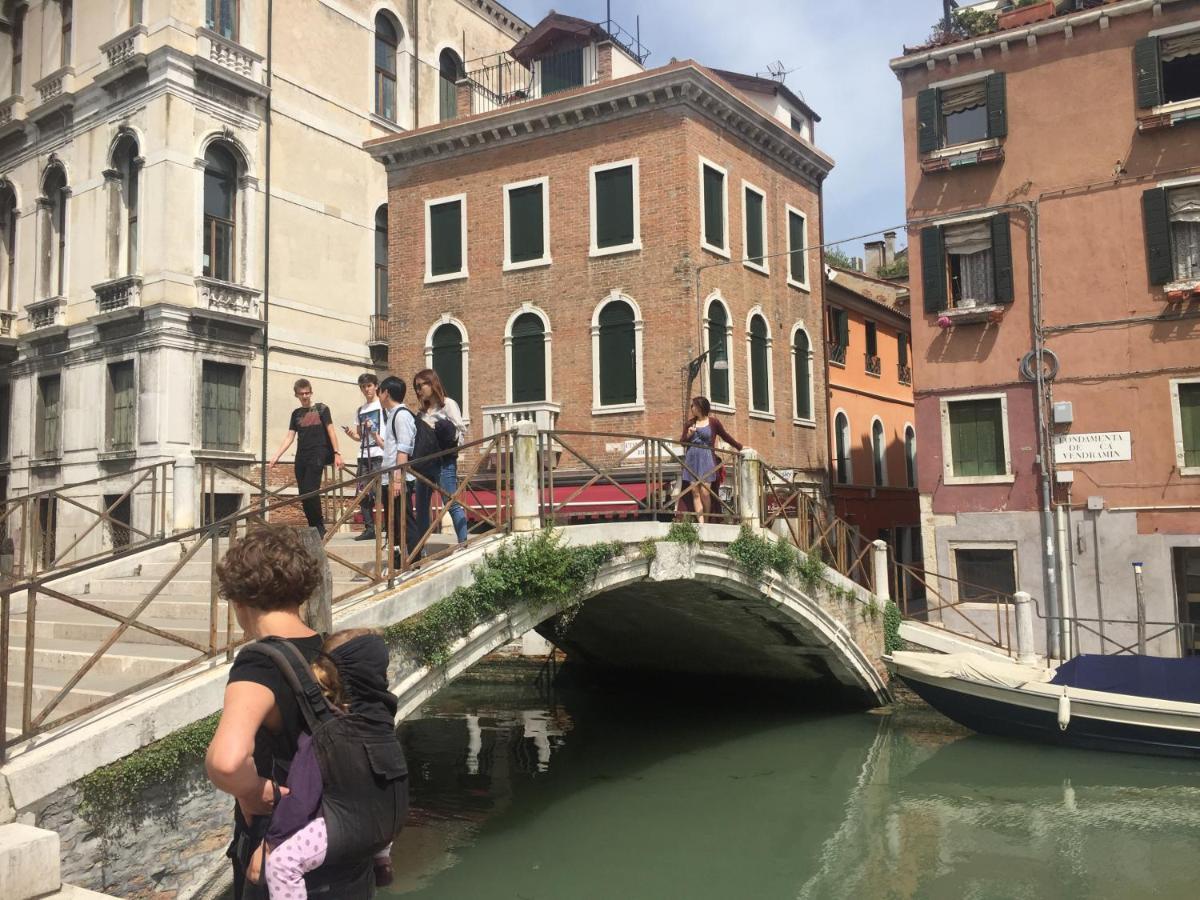 Tintoretto Vista Real Venesia Bagian luar foto